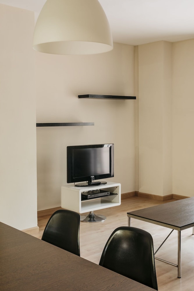 Villarroel Barcelona Apartment 23/35