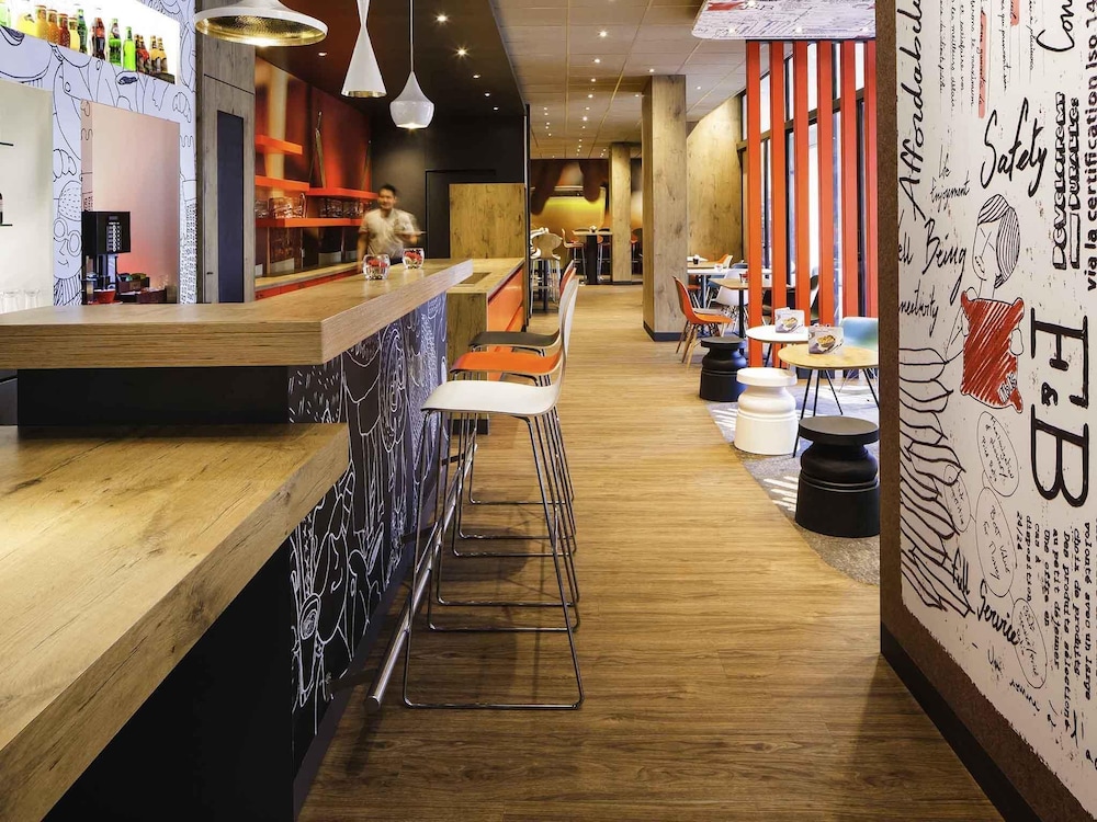 Ibis Paris Versailles Chateau 41/47