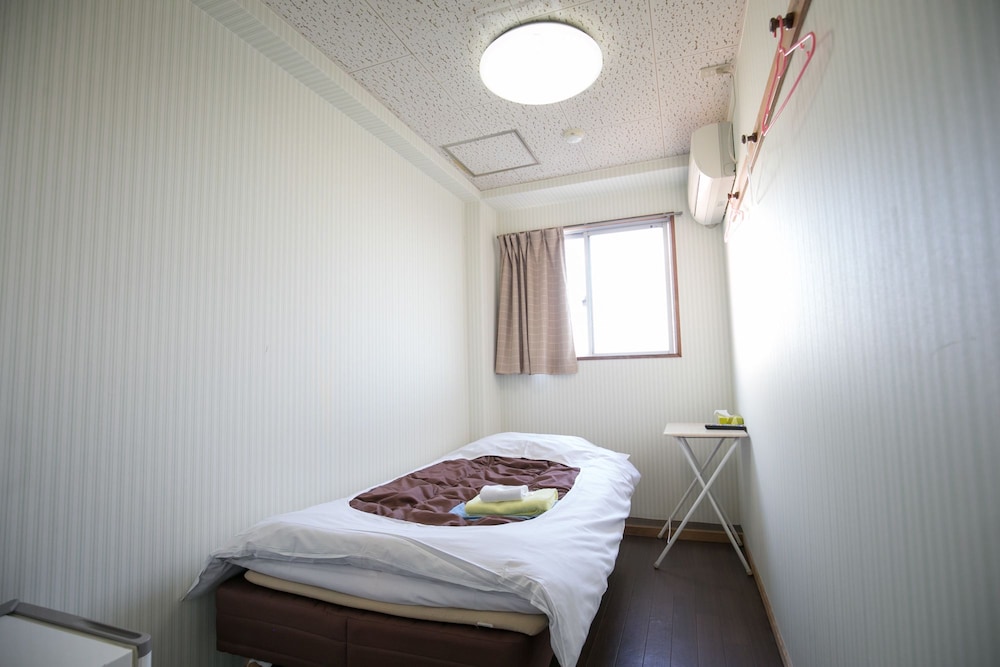 Hotel Mikado 38/67