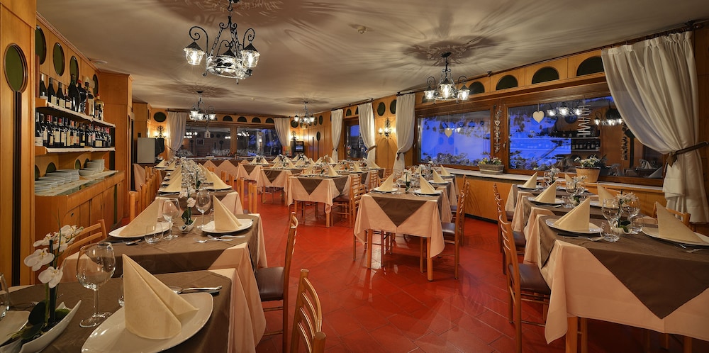 Hotel Loredana 51/65