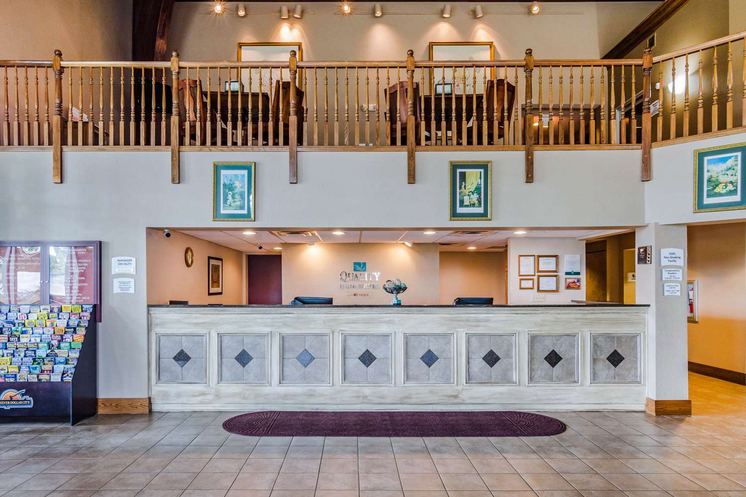 Quality Inn & Suites Carthage near Precious Moments Chapel 6/33