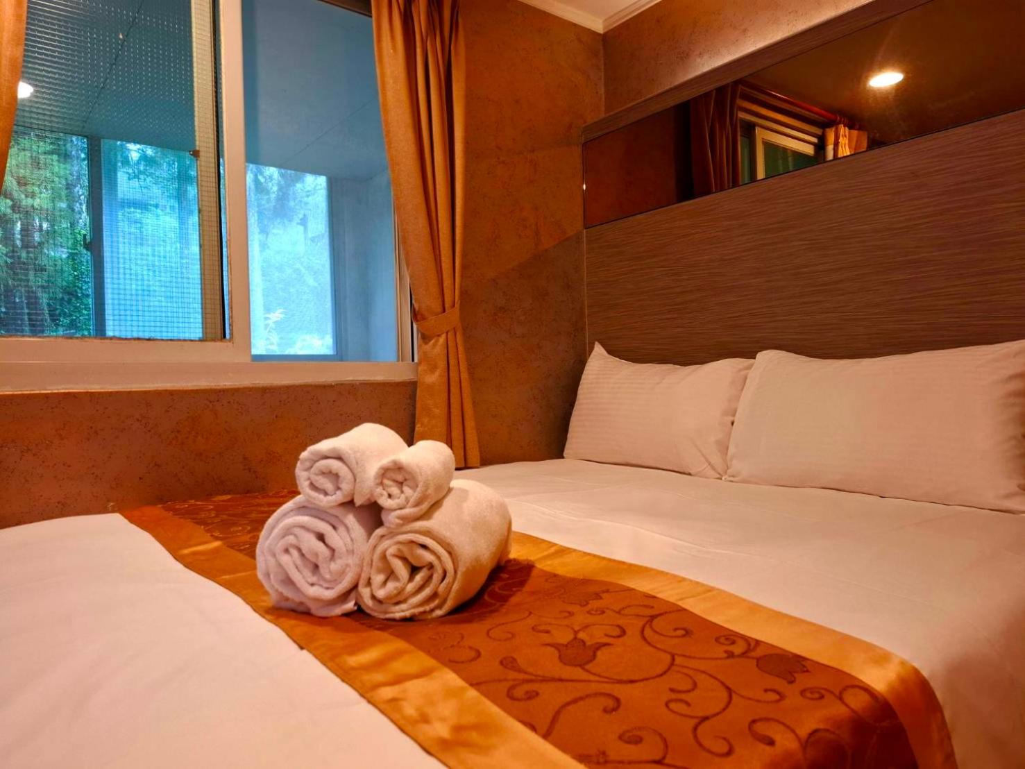 Gau Shan Ching Hotel 6/23
