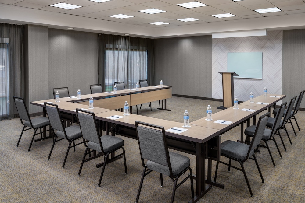 Springhill Suites By Marriott Newark Liberty International 41/45