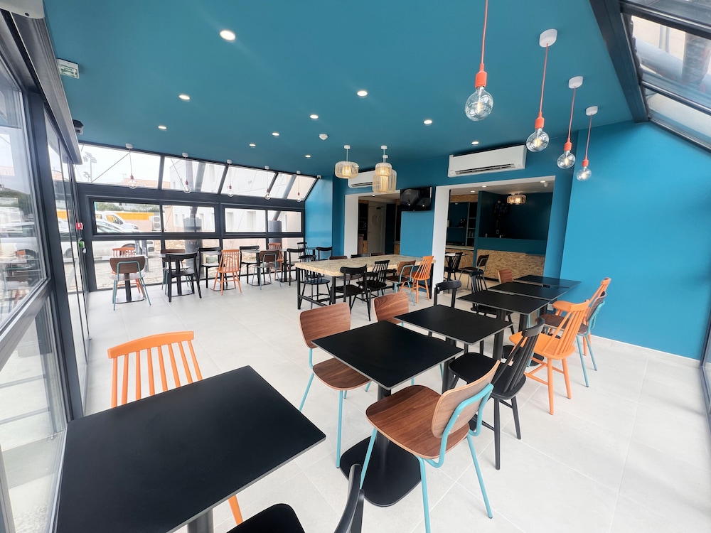 Hotel Kyriad Direct Moulins Sud - Yzeure 46/62