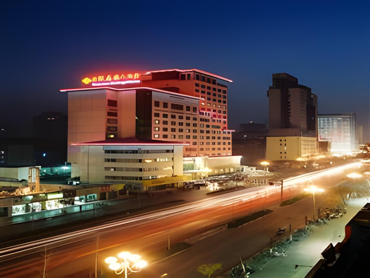 Jinyuan Jinling Plaza 3/63