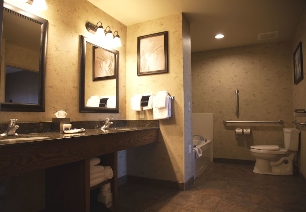 Best Western Plus Bryce Canyon Grand Hotel 34/37