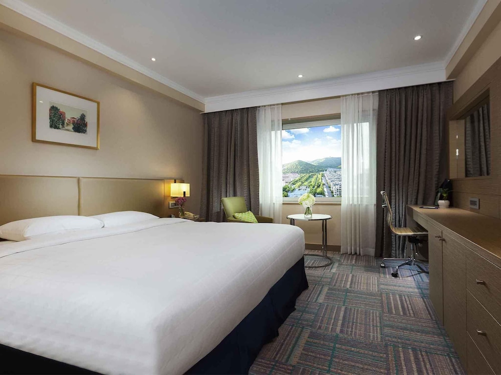 SUPERIOR, DOUBLE BED