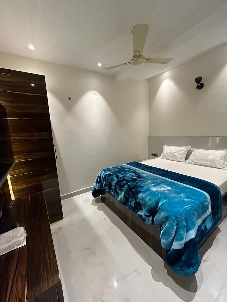 Hotel Katani Inn, Kharar 10/15