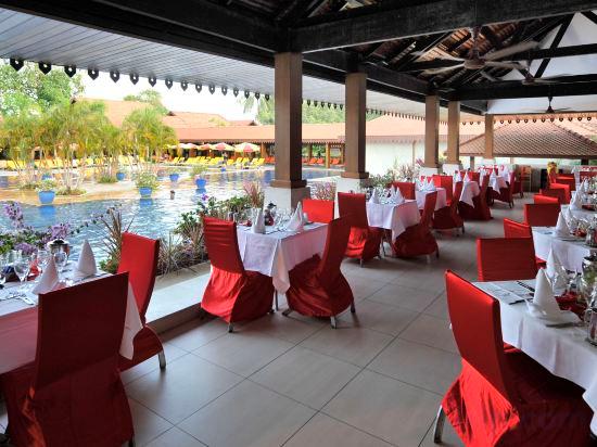 Club Med Cherating Beach 14/22