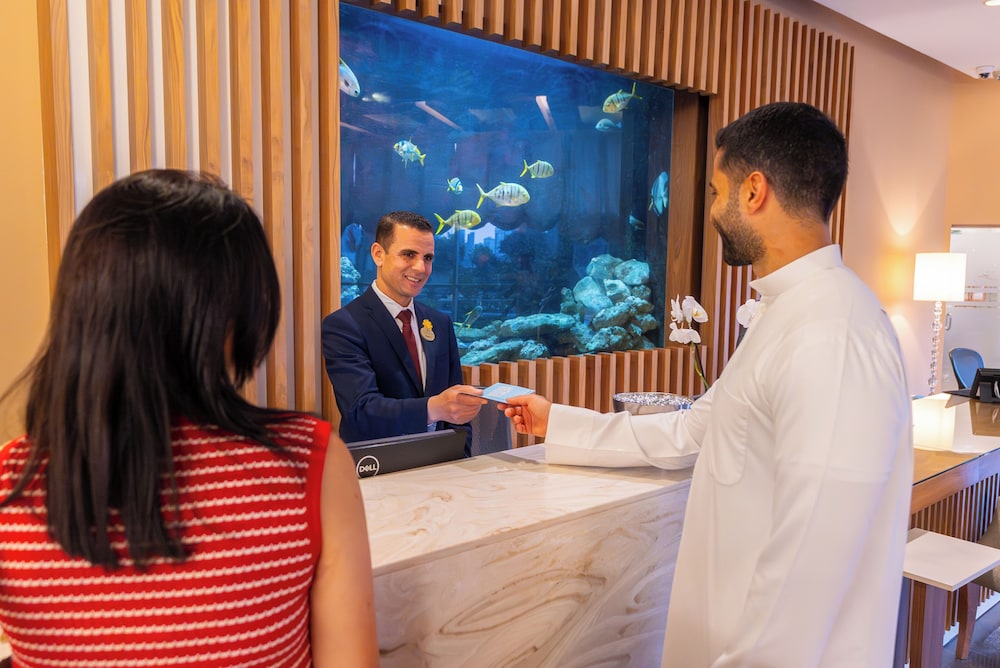 Marina Hotel Kuwait 10/67