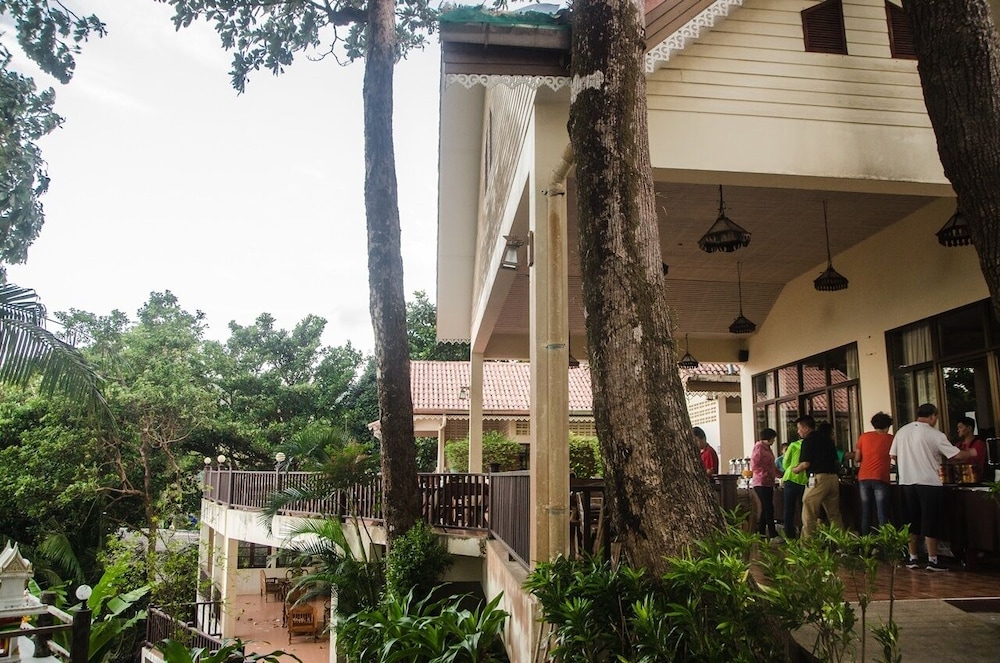 CHANG CLIFF RESORT 7/70