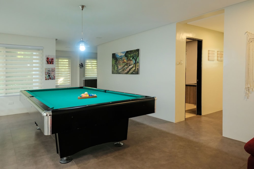 One Hagdan Villas 24/46