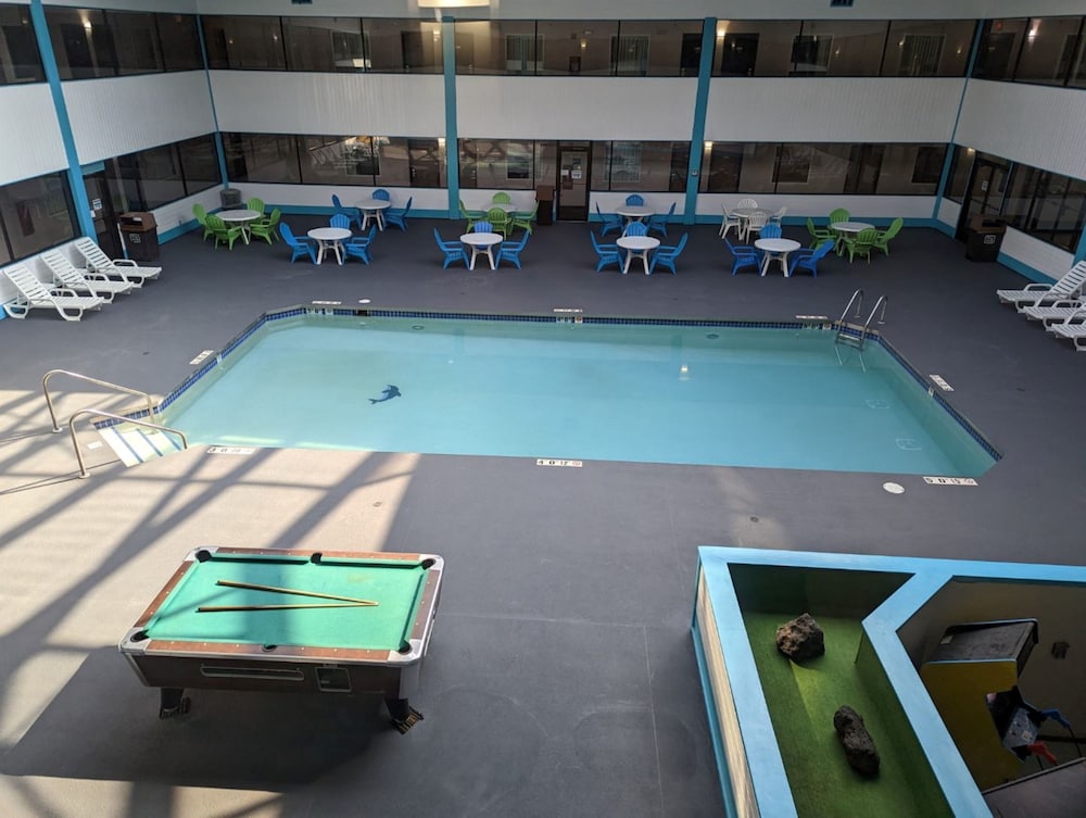 Woodfield Inn and Suites 37/60