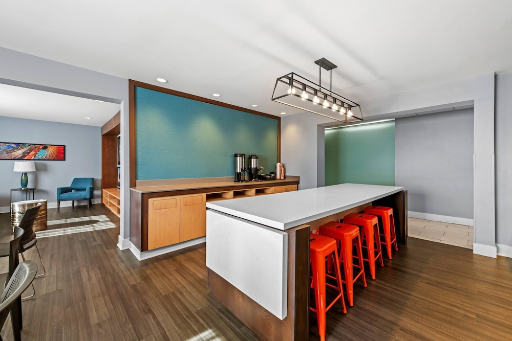 MainStay Suites Greensboro 5/46