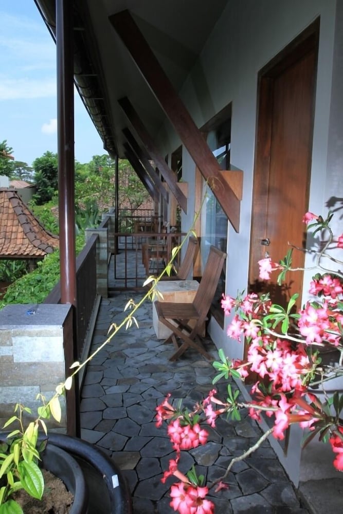 Rumah Batu Boutique Hotel 6/62