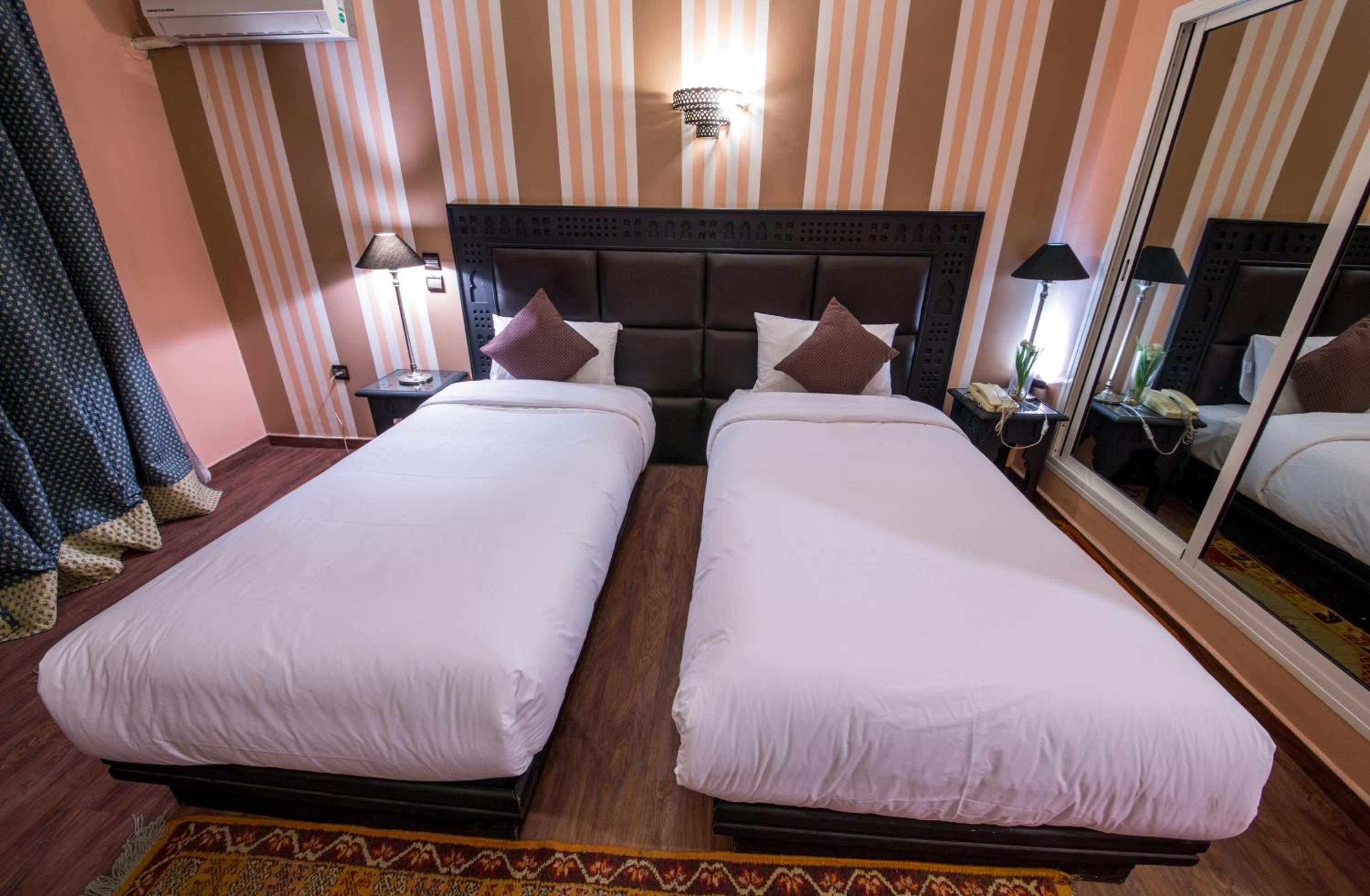 AKOUAS HOTEL 7/46