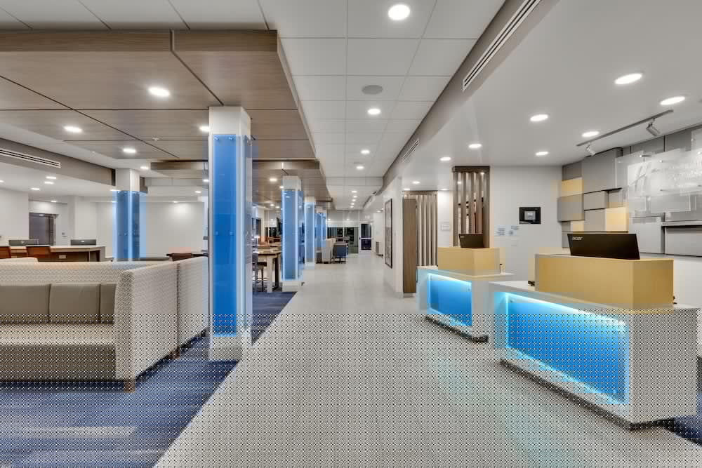 Holiday Inn Express And Suites Plano East 8/48