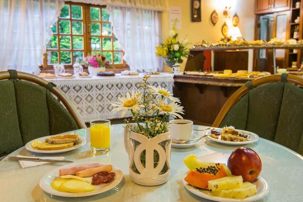 Hotel Azaleia 32/50
