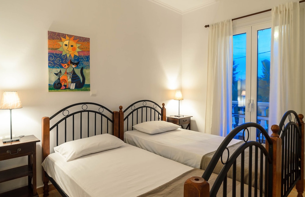 Parys Villas 8/50