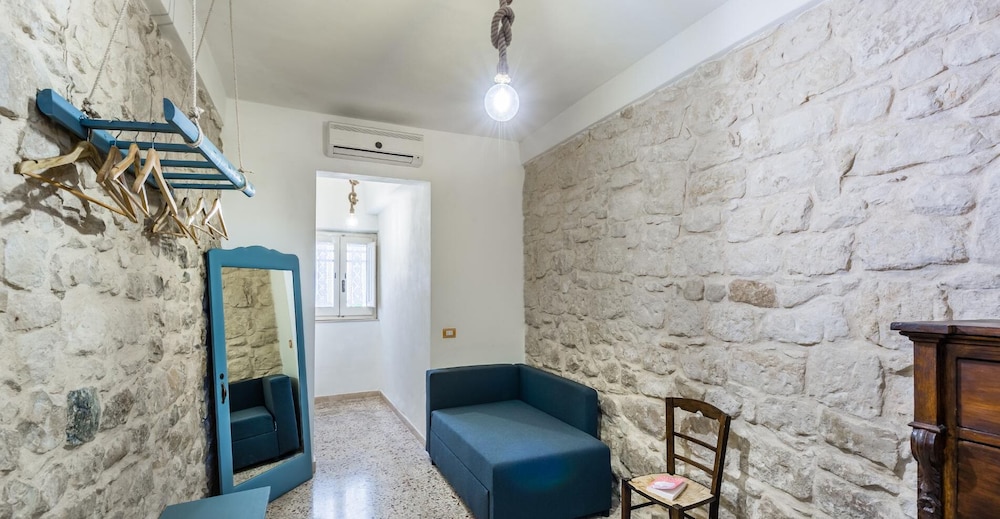 Scicli Albergo Diffuso 25/50