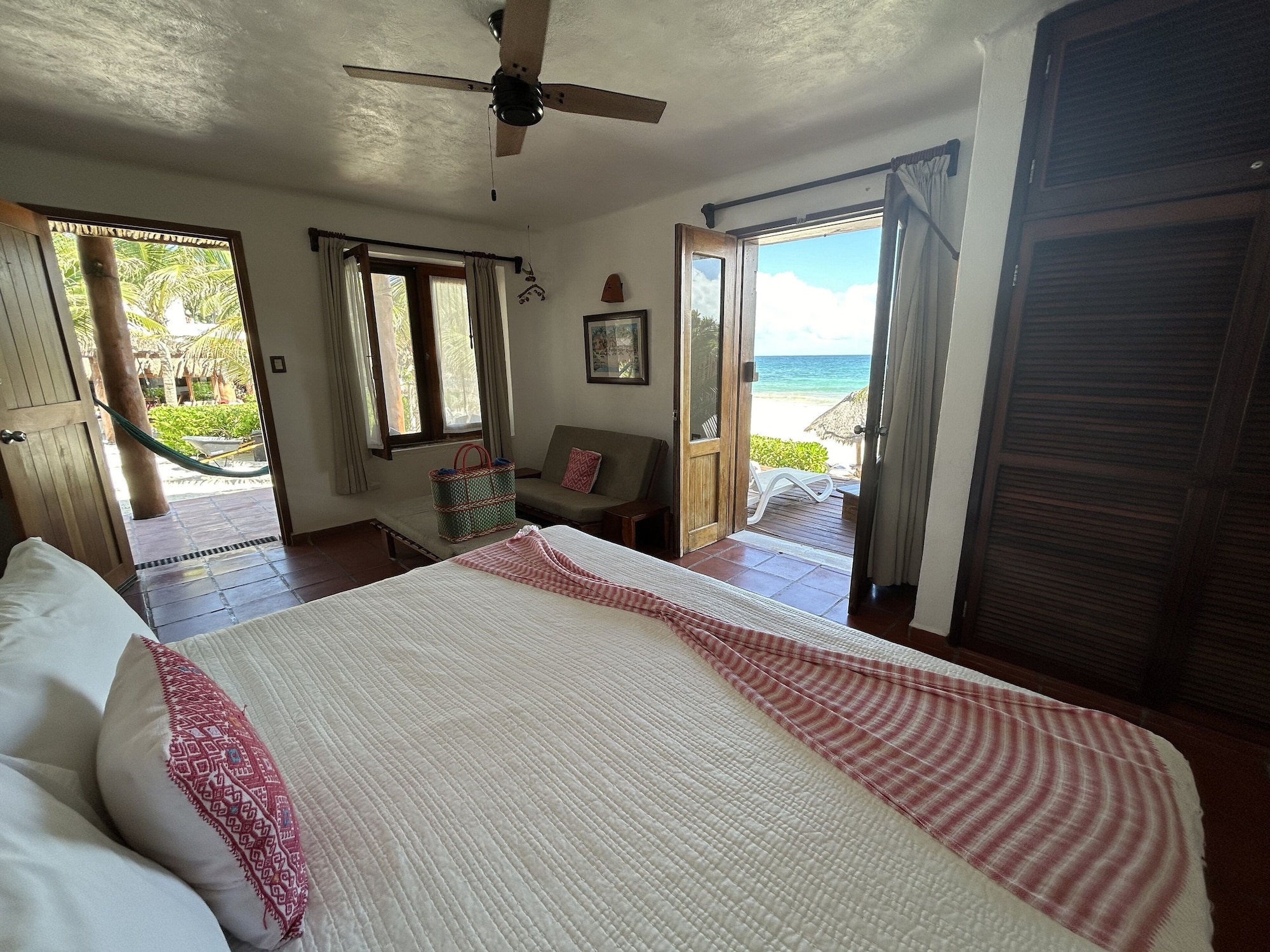 SUPERIOR, DOUBLE BED, BEACH FRONT, OCEAN VIEW