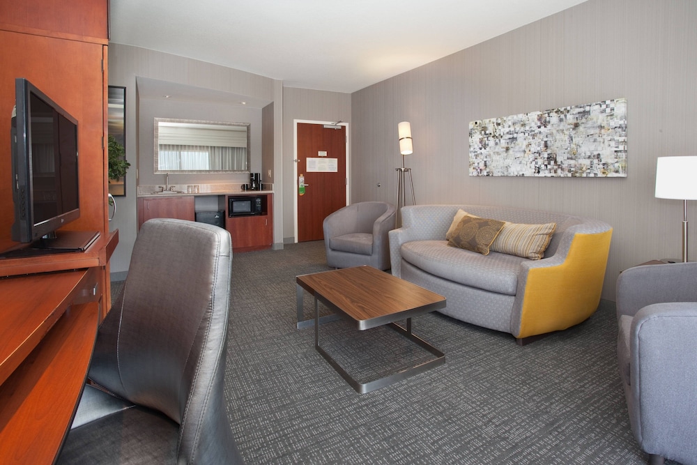 Courtyard By Marriott Casper 23/31