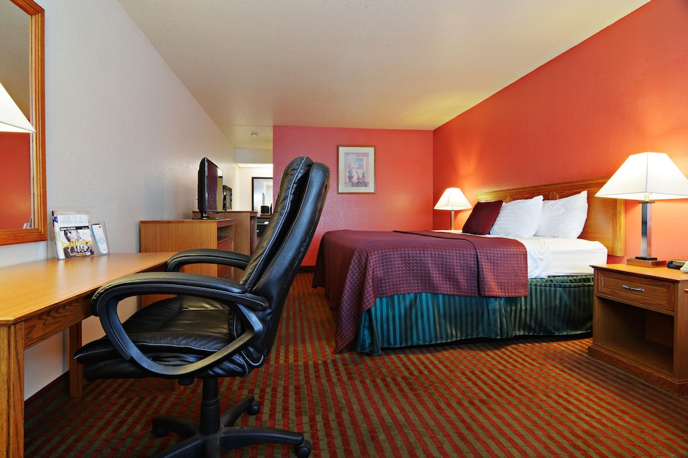 Motel6 Lordsburg, NM 44/58