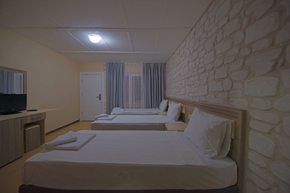 Grand Emir Hotel & SPA 32/85