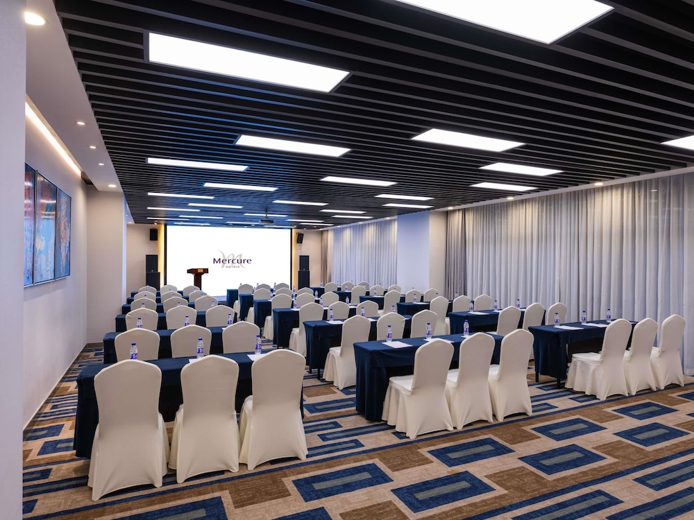 Mercure Beijing Downtown 63/71