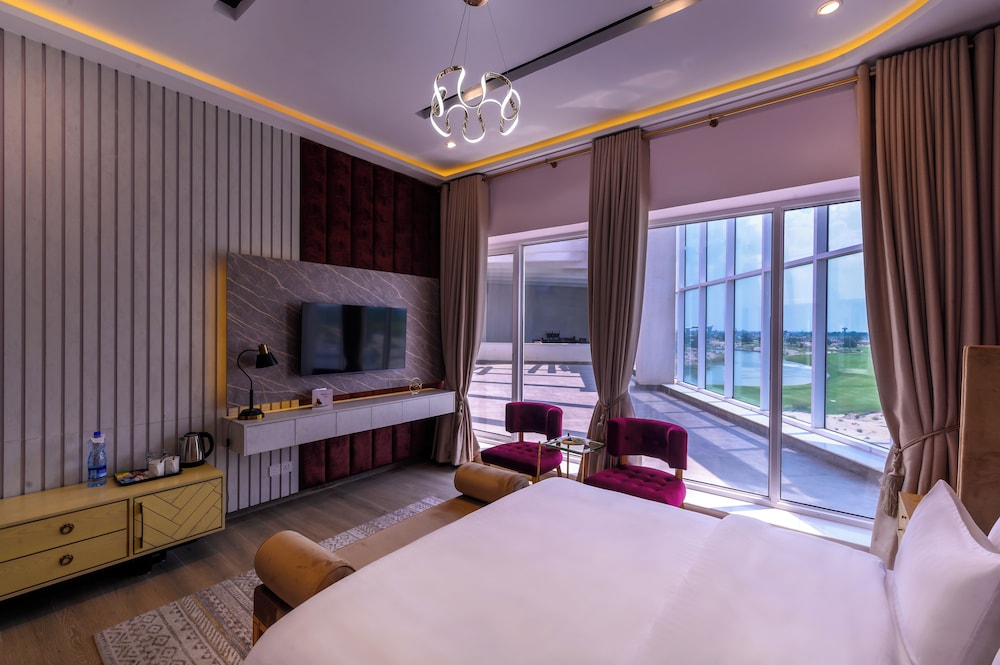 Rumanza by Pearl Continental 24/56