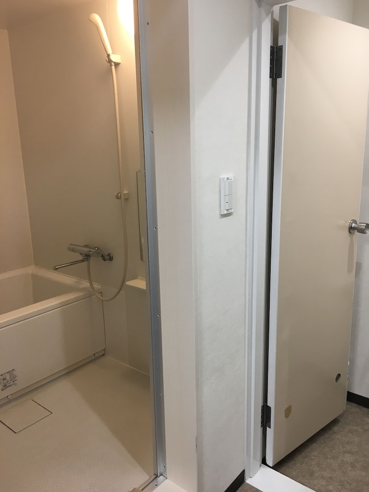 Best Hotel 43/44