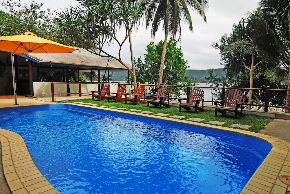 Hideaway Island Resort 33/75