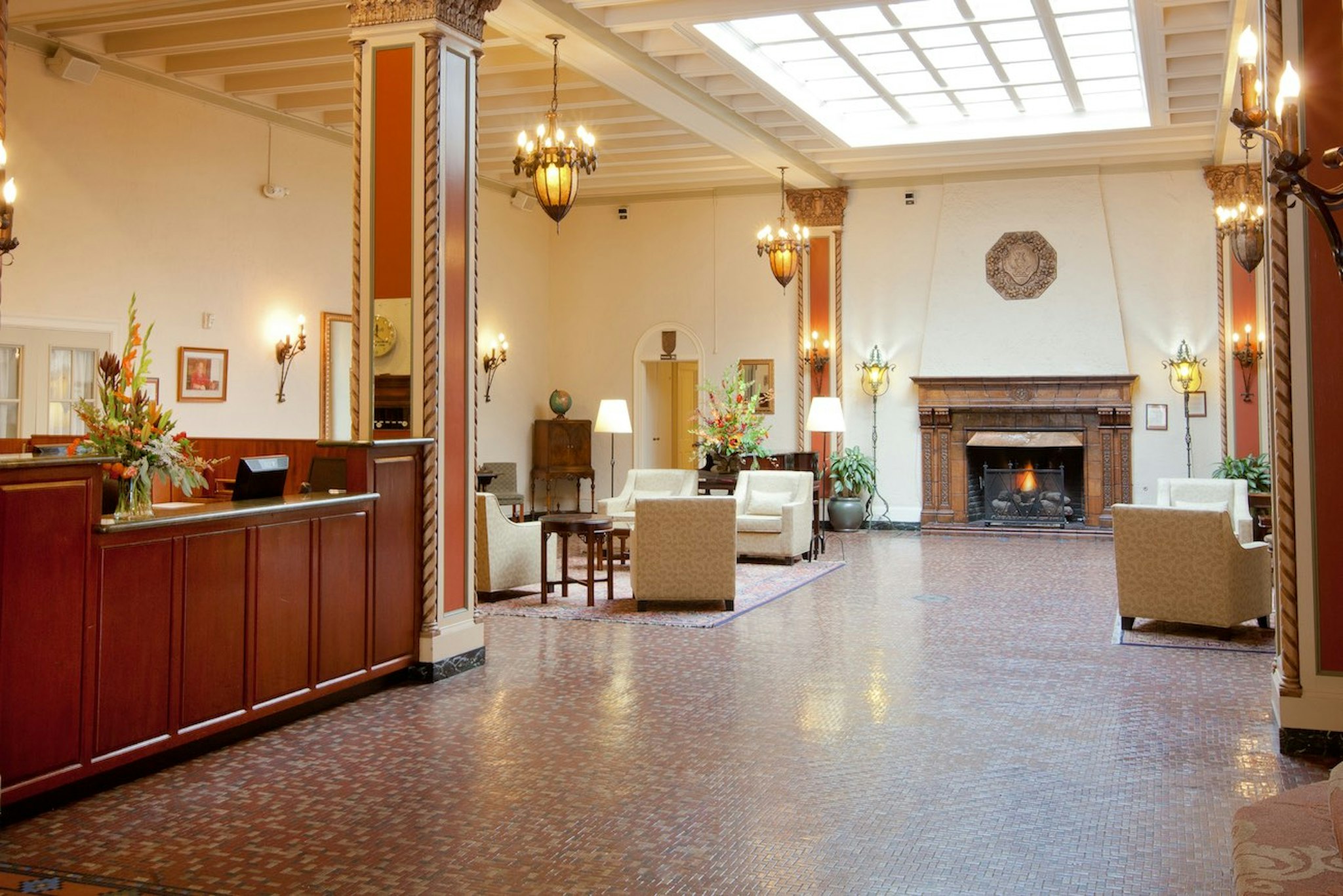 Cardinal Hotel 2/16