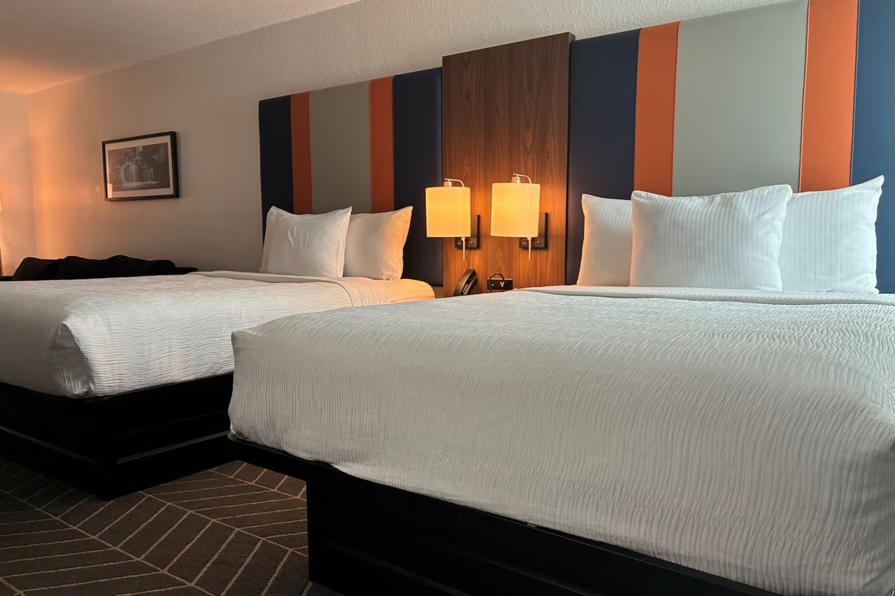 La Quinta Inn & Suites by Wyndham Auburn 14/20