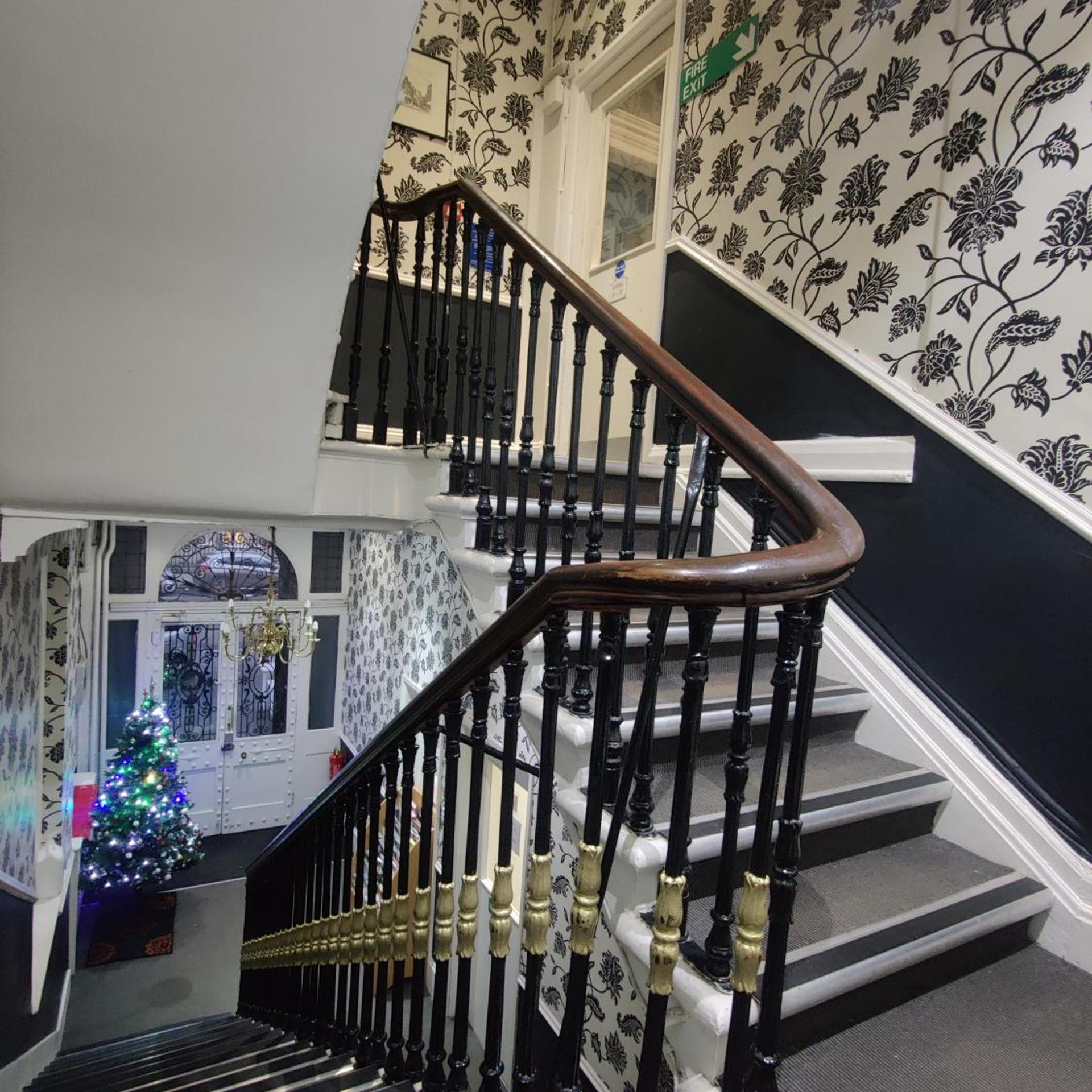 Chelsea House 24/37