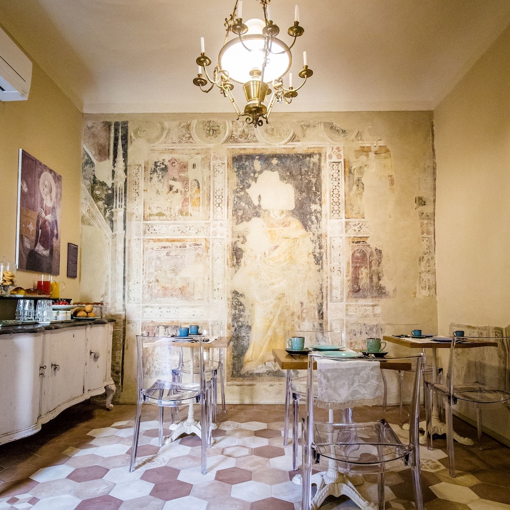 San Pier Novello in Oltrarno 4/42