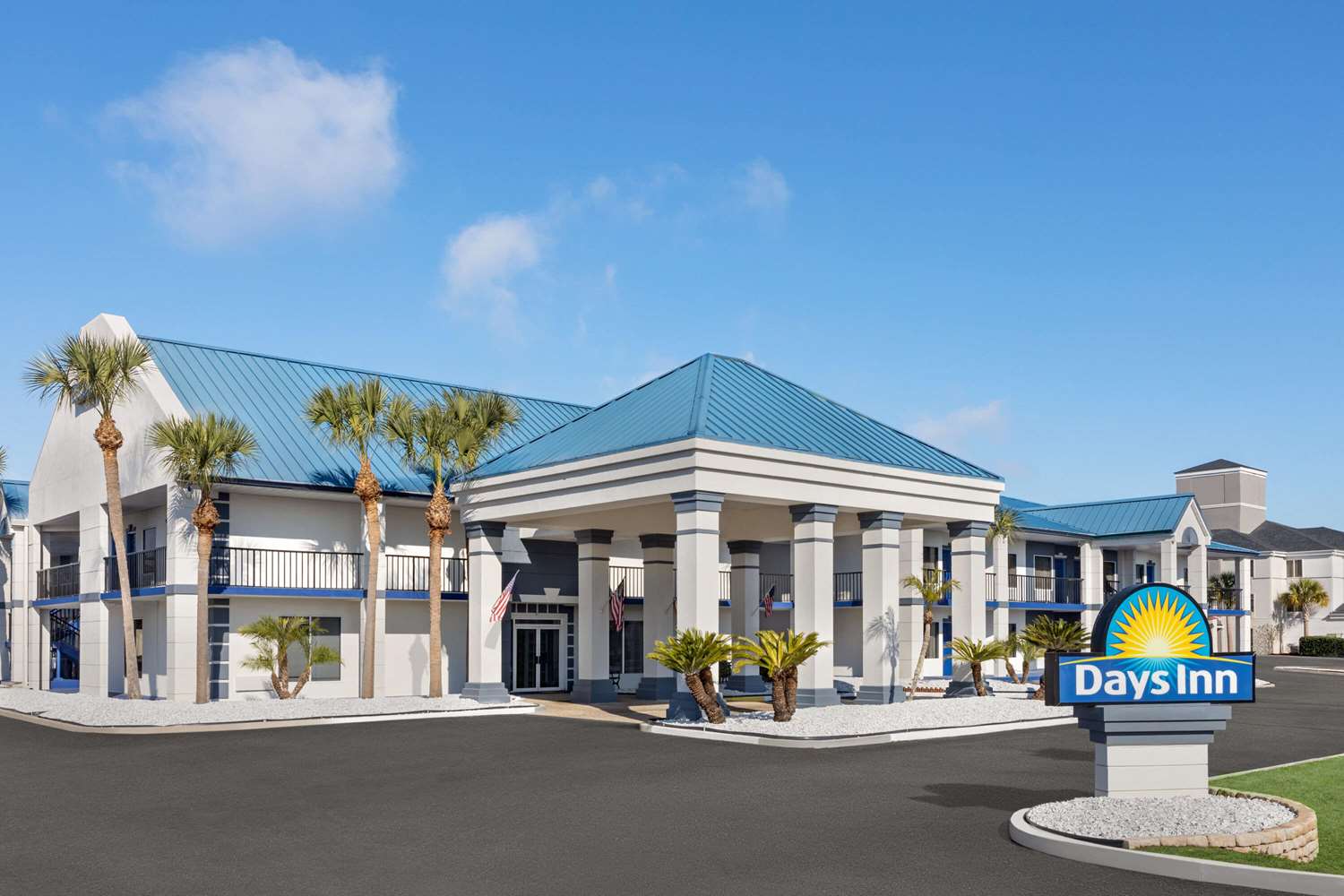 Days Inn by Wyndham Kingsland GA 23/30