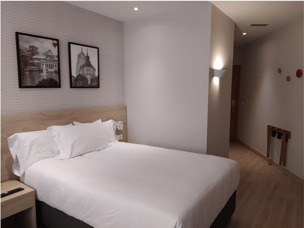 Ramada By Wyndham Madrid Tres Cantos 18/40