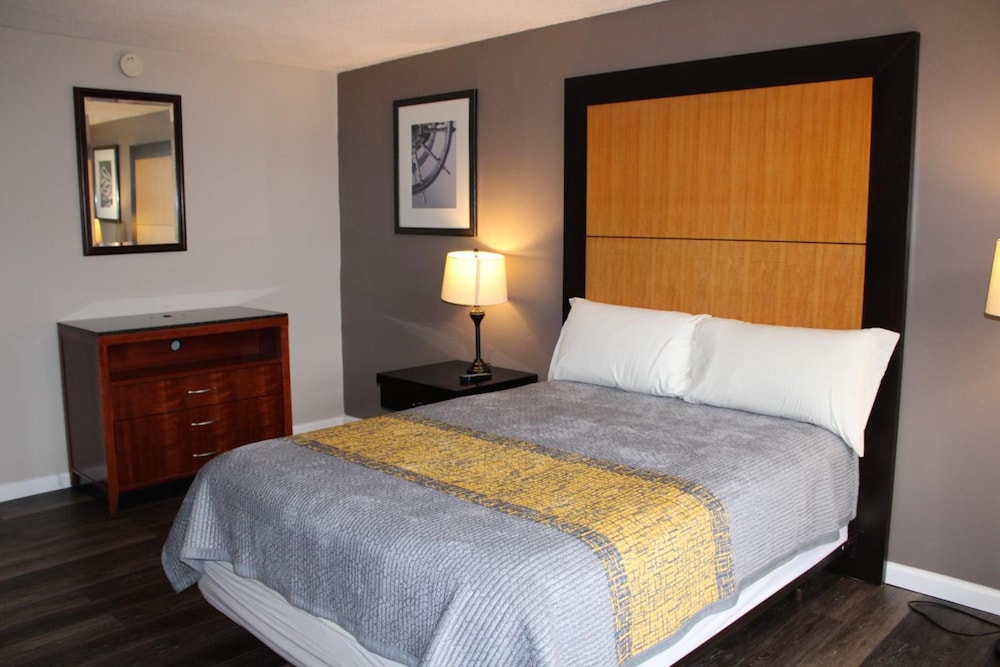 Apm Inn & Suites 22/54
