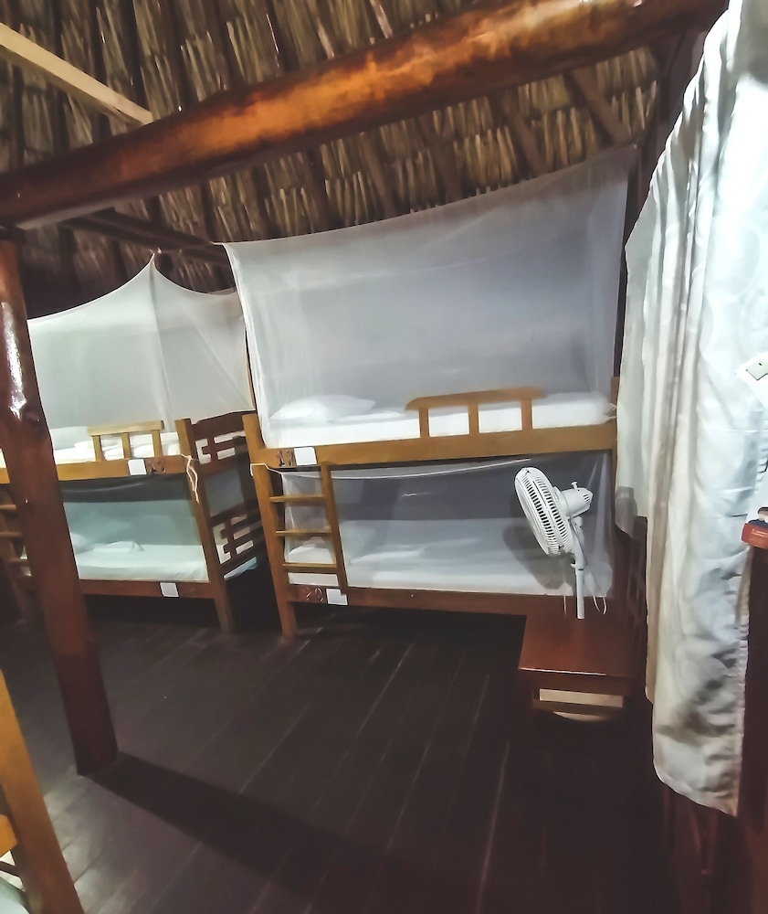 Primaluna Beach Hostel 24/50