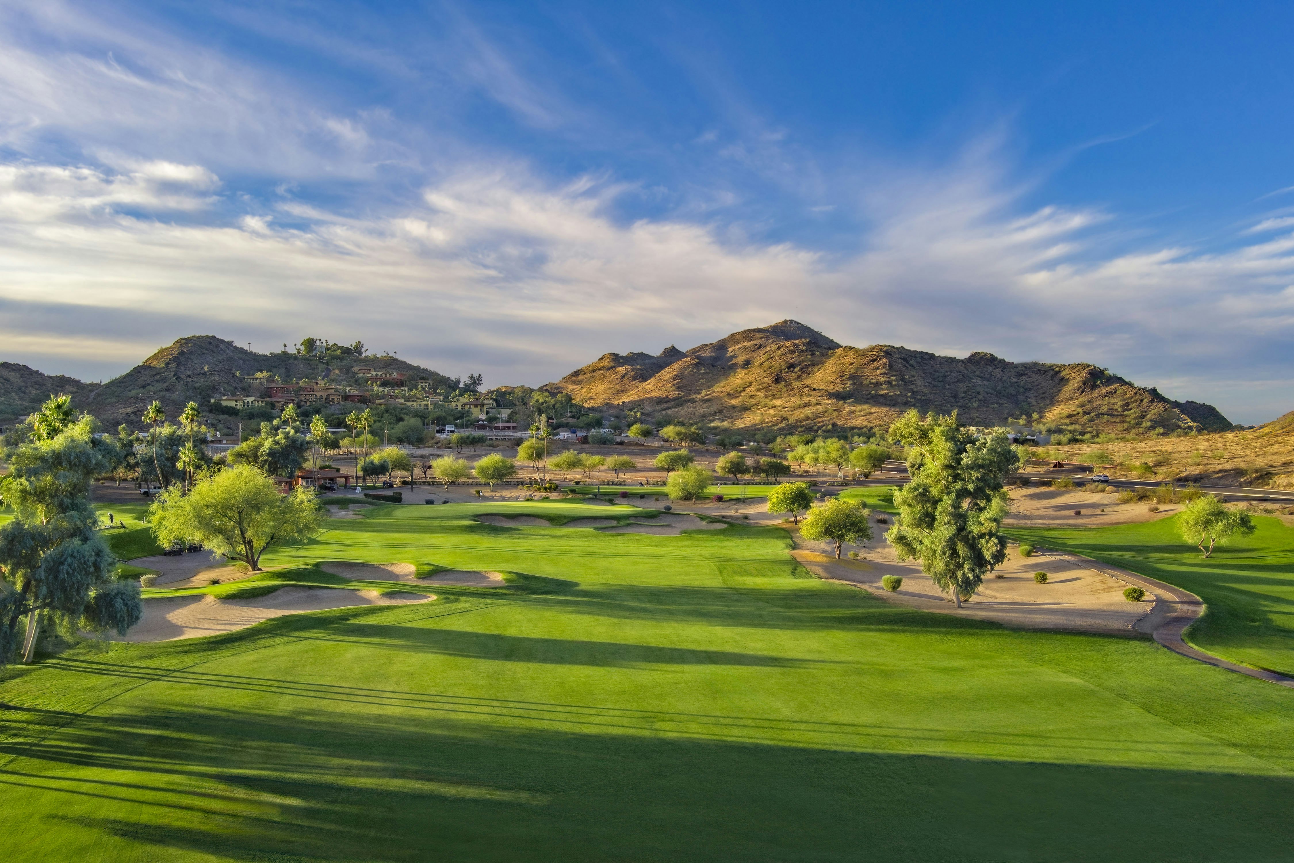 Hilton Phoenix Tapatio Cliffs Resort 66/75