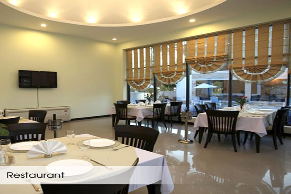 RAWAI GRAND HOUSE 35/50
