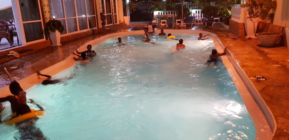 Prestige Leisure Hotel 20/50