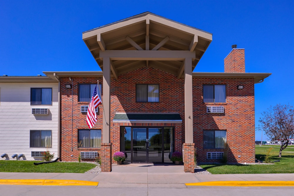 Americas Best Value Inn Missouri Valley 3/28