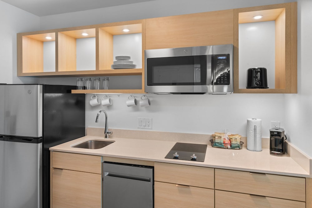 TownePlace Suites Jacksonville Airport 57/57