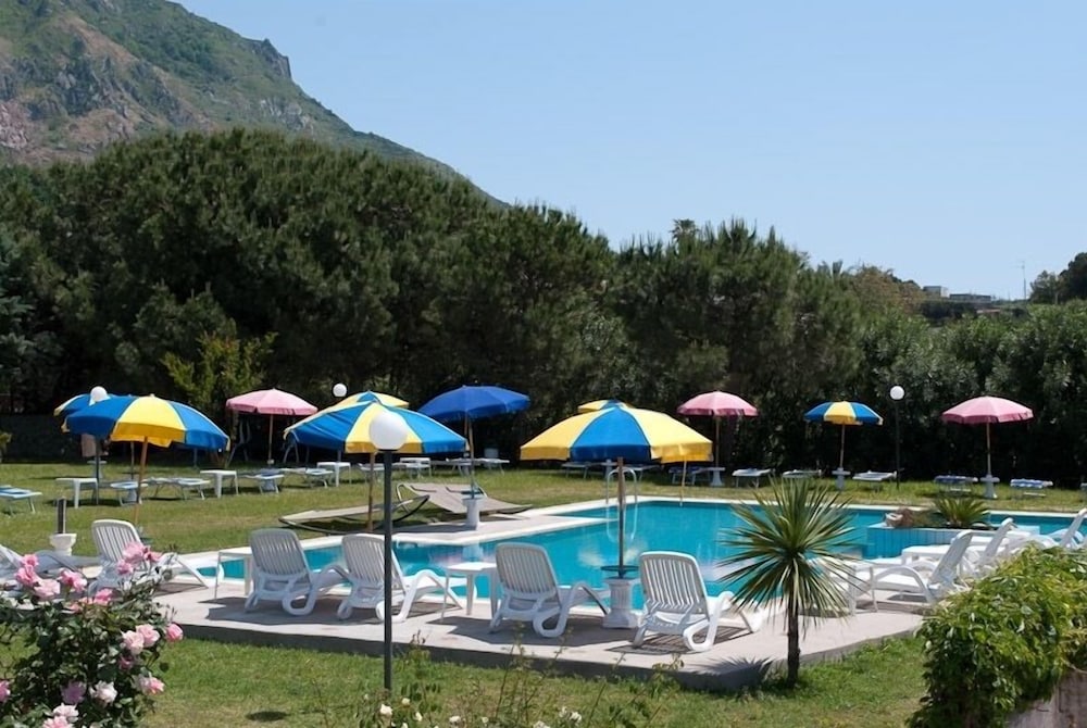 Hotel Belsole Ischia 46/50