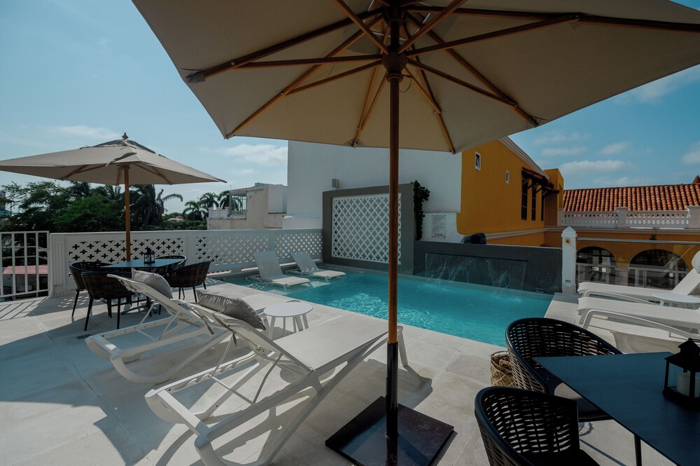 Hotel Casa del Gobernador 42/65