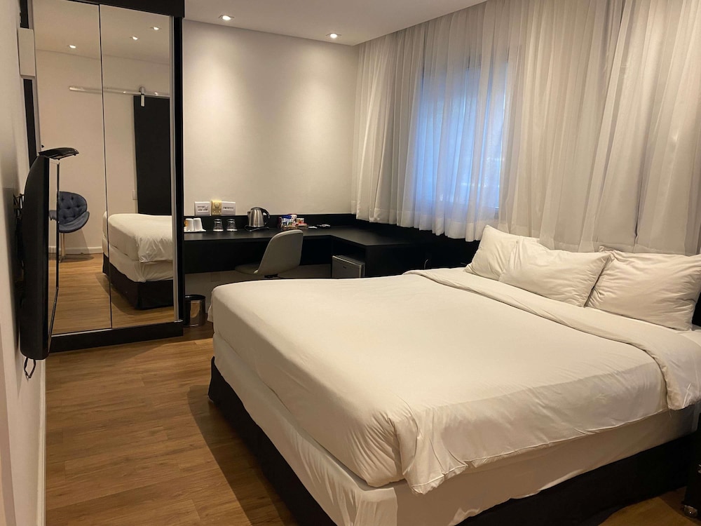 Mercure Sao Paulo Paulista Hotel 11/73