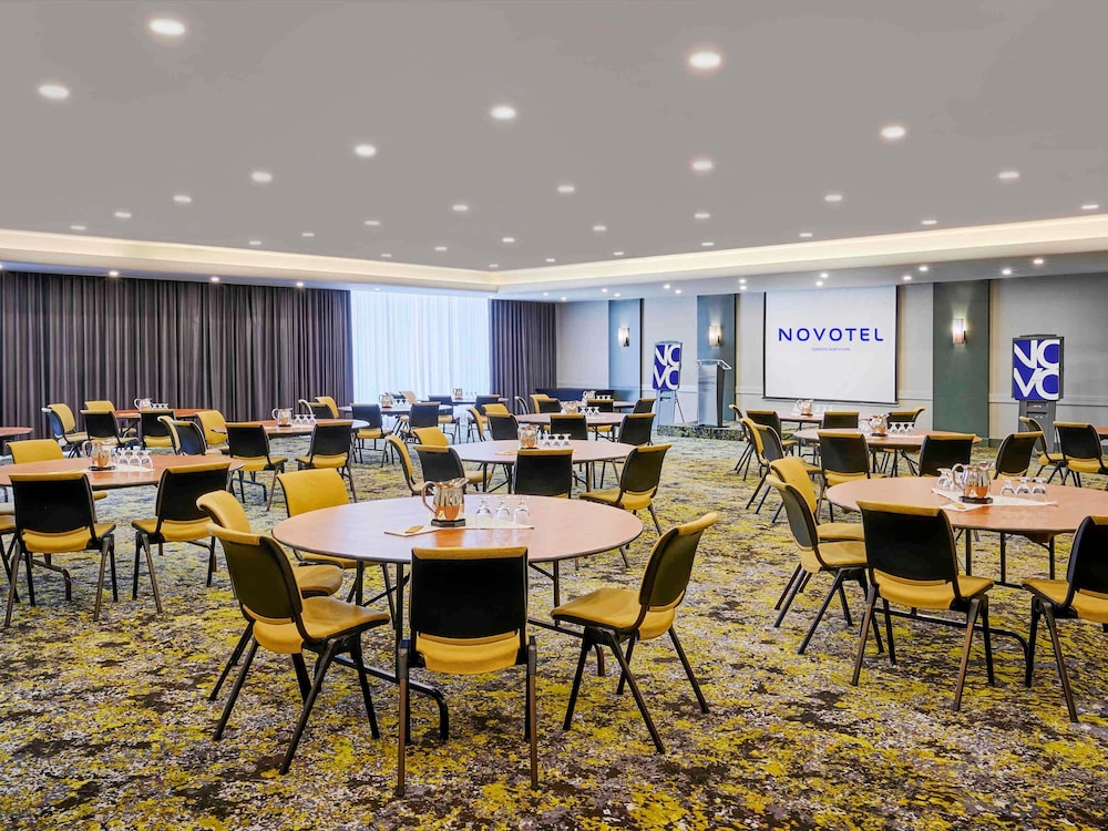 Novotel Toronto North York 67/72