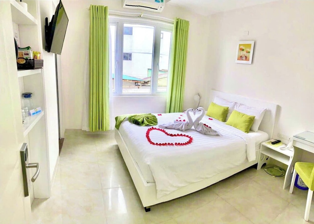 SUPERIOR, DOUBLE BED